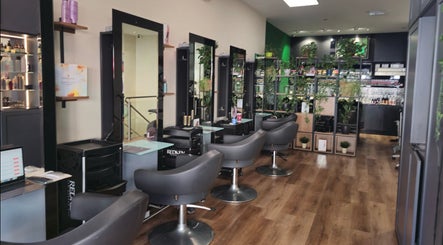 Care Salon