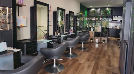 Care Salon