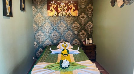 Immagine 2, N&N Royal Thaimassage Zentrum