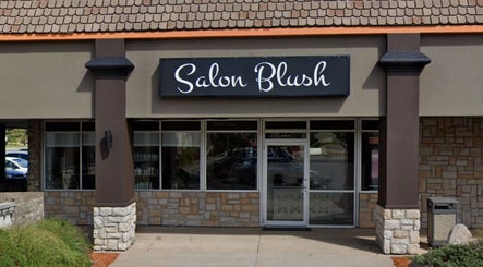 รูปภาพ Salon Blush 3