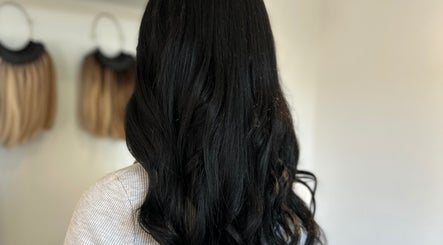 Holly Hair Extension Specialist