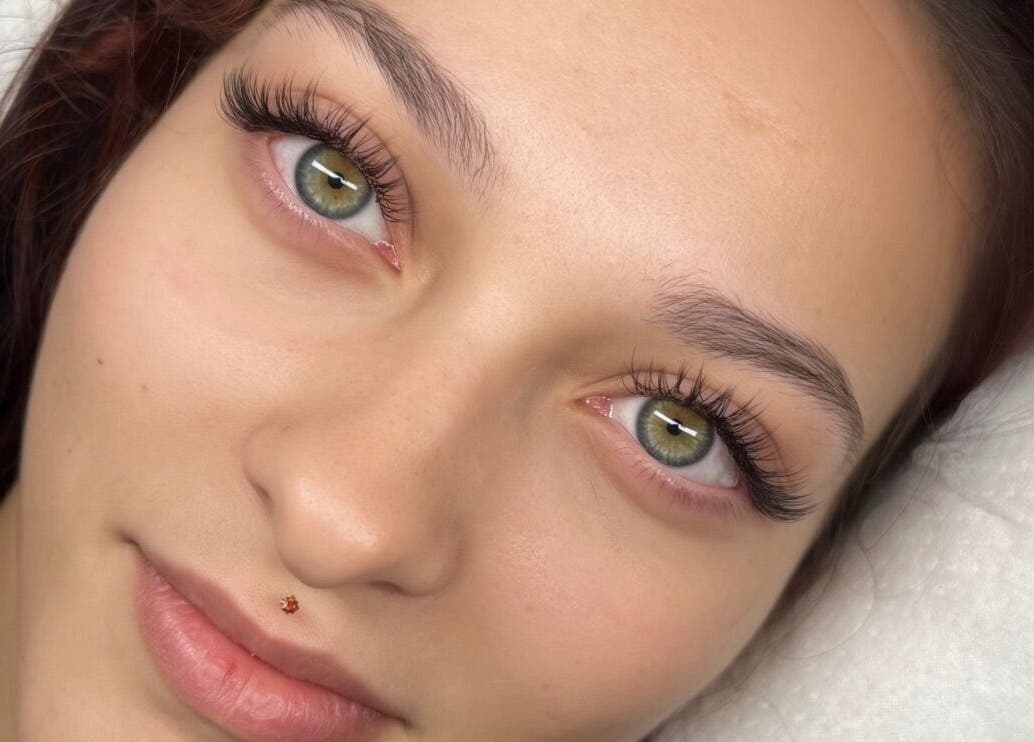 Extensions de cils remarquables chez Glow&Cils - Extensions de Cils Annecy, Annecy, Auvergne-rhône-alpes, FR.