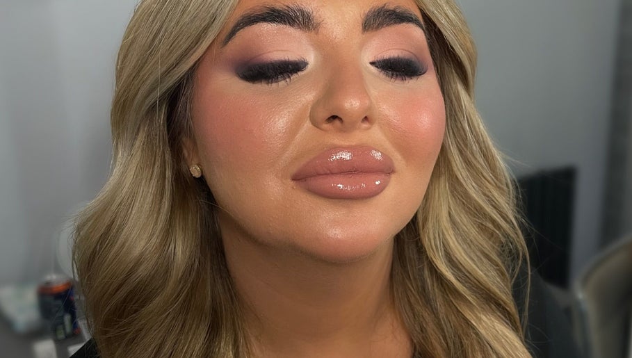 Aleisha Vincent Makeup зображення 1
