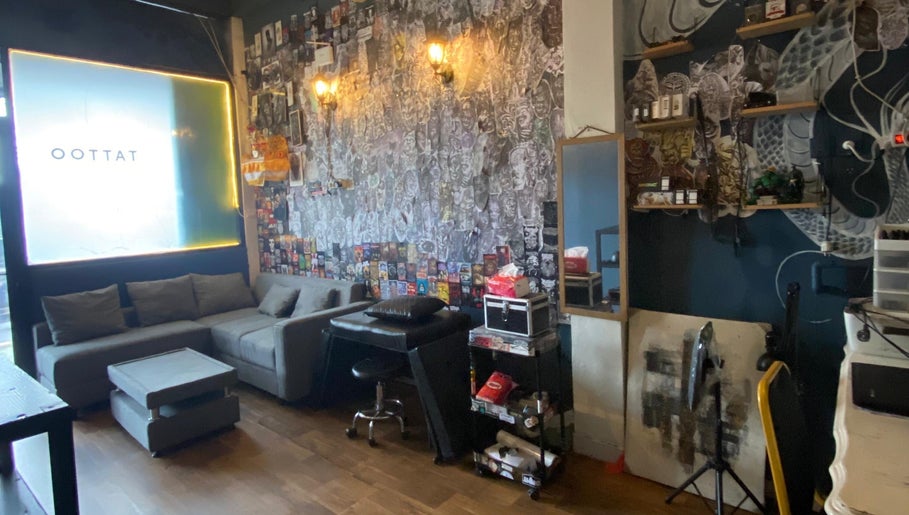 Cozy interior of Devarda INK Tattoo Studio in Bali, Bali, ID, featuring artistic decor and comfortable seating.