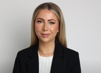 Beauty expert at Cosmetics by Nurse Juliette in Alexandria, New South Wales, AU.