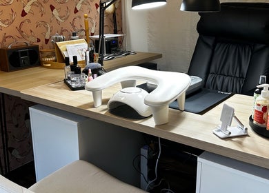 West Lodge nail station in Fochabers, GB with modern manicure setup and soothing decor.