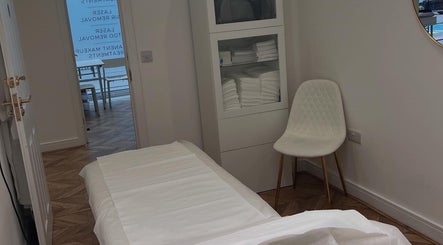 Refined Radiance Clinical Aesthetics Lab image 2