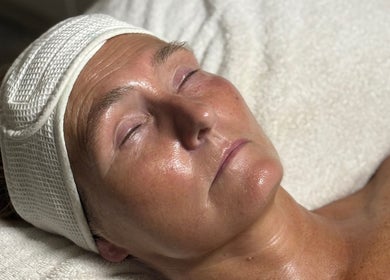 Facial treatment at Beth Jade Beauty, Wall Heath, England, GB for radiant skin. Experience ultimate relaxation.