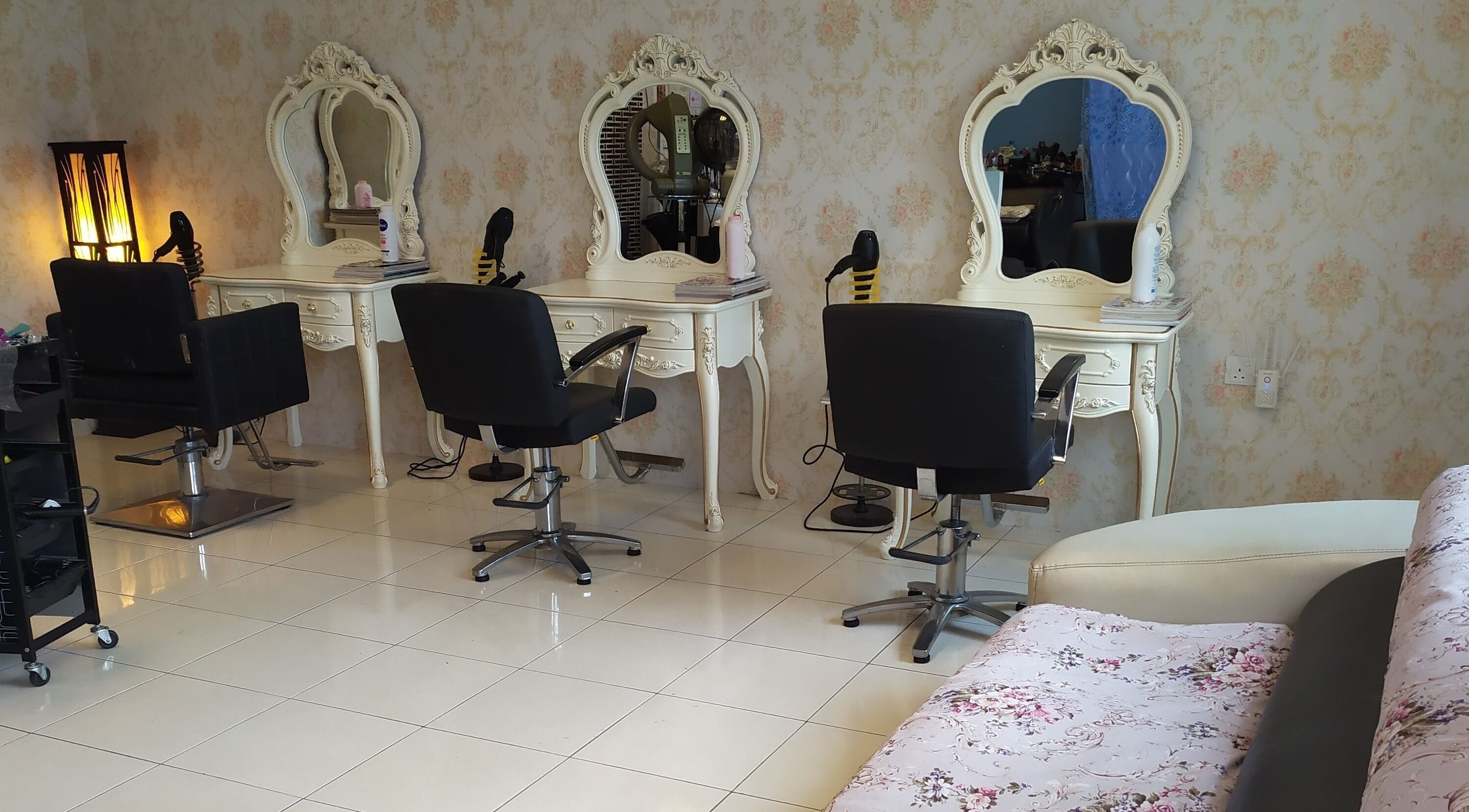 Elegant styling stations at SR Beauty Salon, Puchong, Selangor, MY, showcasing vintage charm and luxury.