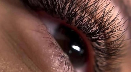 lash glaze