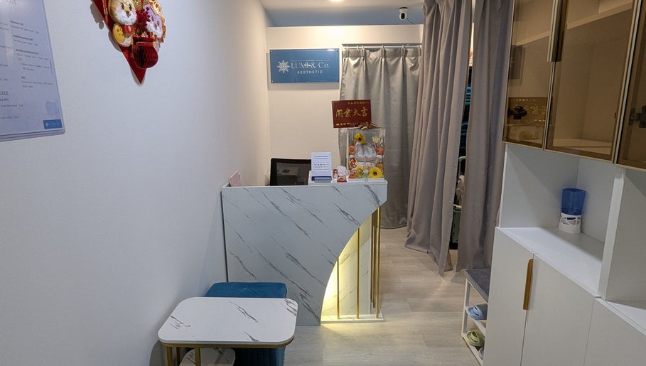 Lumi & Co Aesthetic slika 1