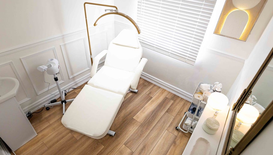Kim Rees Skincare image 1