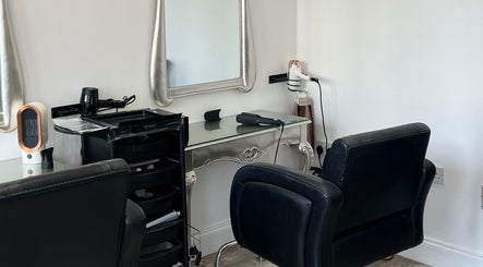 Extensions With Kirsty