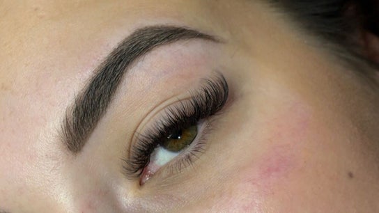 Sitting Pretty Beauty At Alpha Beauty