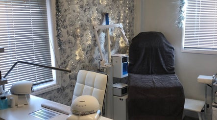 The Beauty Works & Permanent Make Up