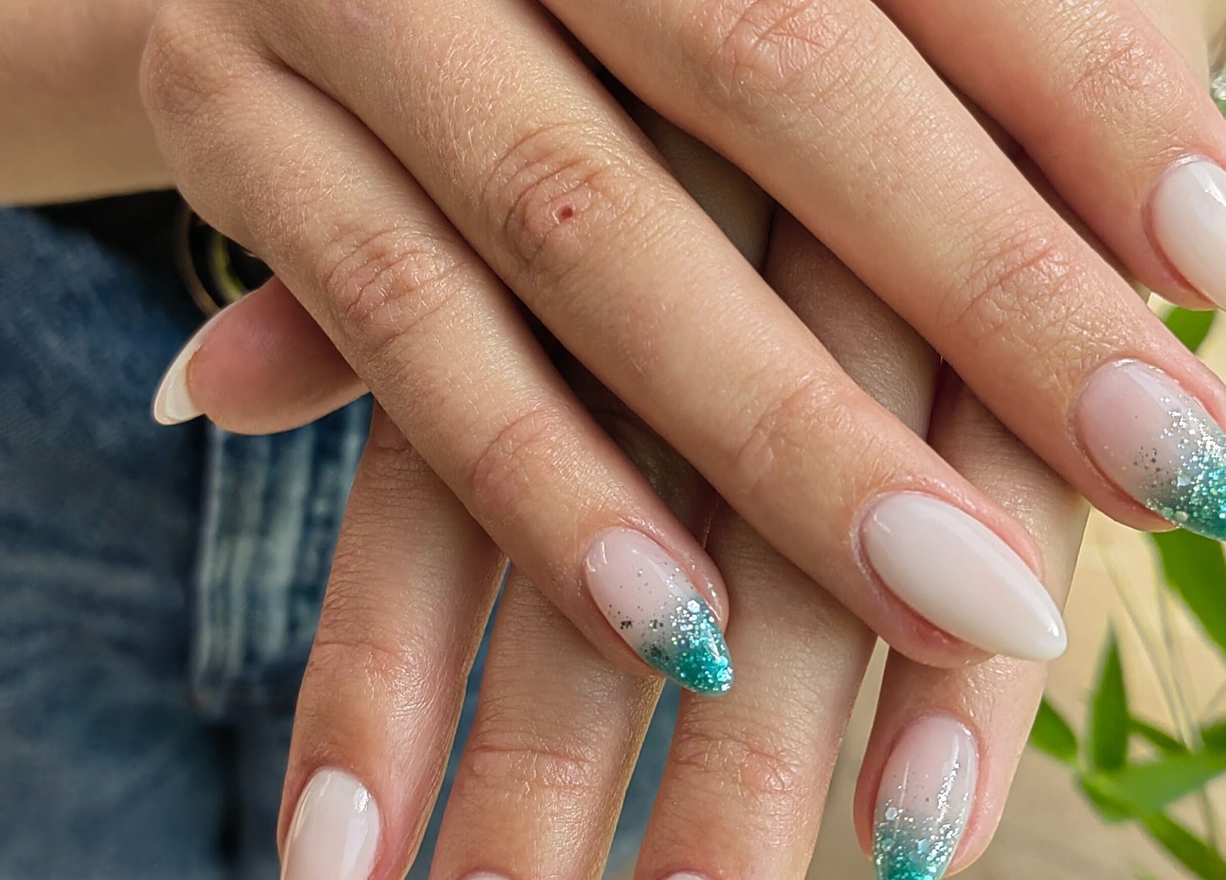 Elegant turquoise glitter nails from Celesté and Madré at The Fountain, Port Elizabeth, Eastern Cape, ZA.