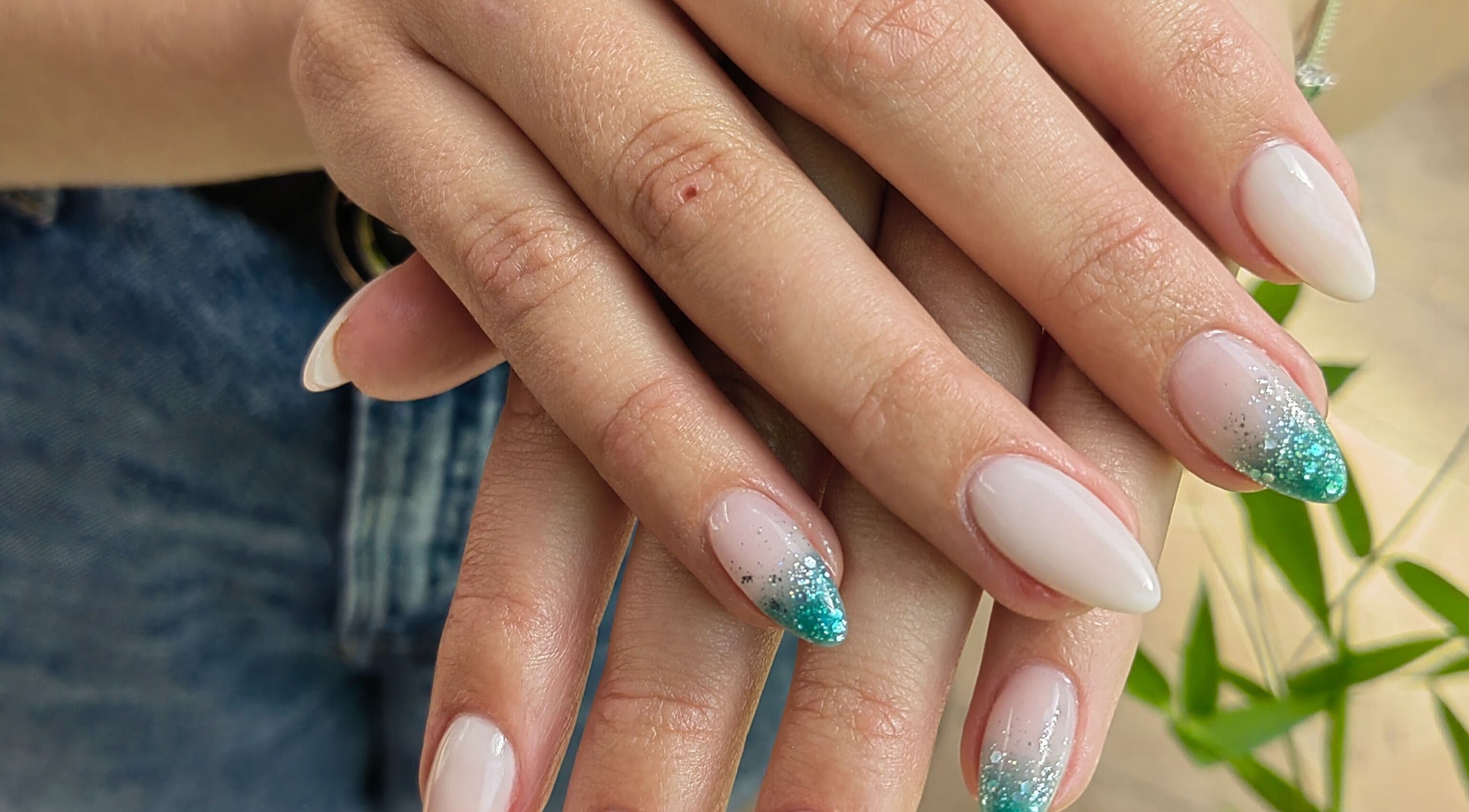Elegant turquoise glitter nails from Celesté and Madré at The Fountain, Port Elizabeth, Eastern Cape, ZA.