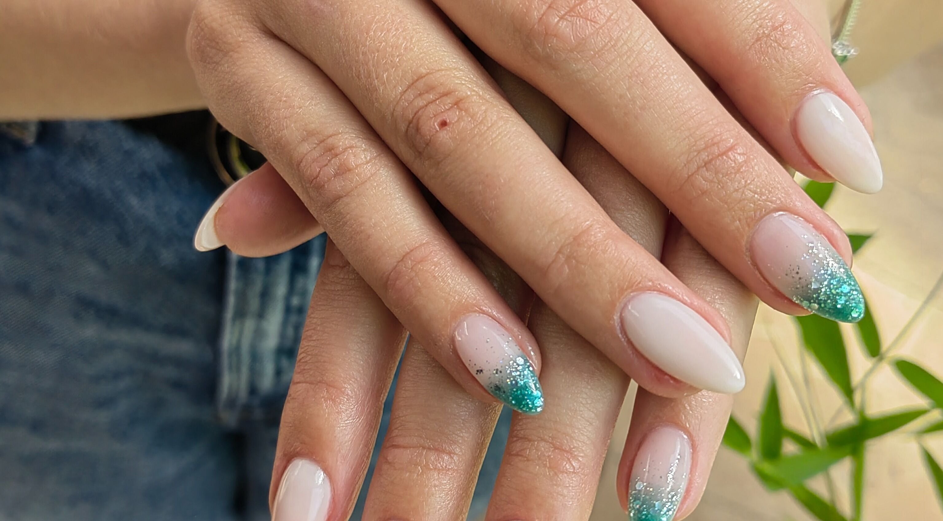 Stylish glittery nails at Celesté, Madré and Nadia at The Fountain, Port Elizabeth, Eastern Cape, ZA.