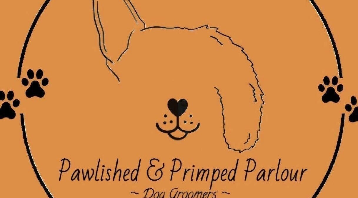 Logo of Pawlished and Primped Parlour, Wrington, England. Features dog face and paw prints.