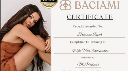 Brush’d Collective certificate awarded in Horsham, Victoria, AU for weft hair extensions completion.