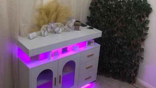 Lollie Lash Lounge