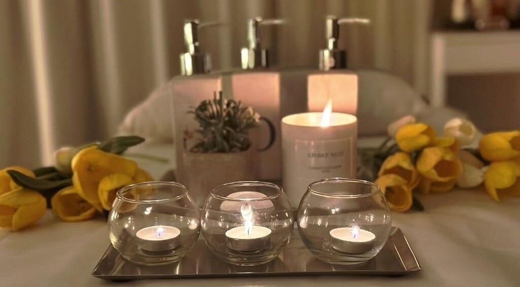 Scented candles and elegant decor at Chamomile Spa | كامومايل هوم سبا in Riyadh, Eastern Province, SA.