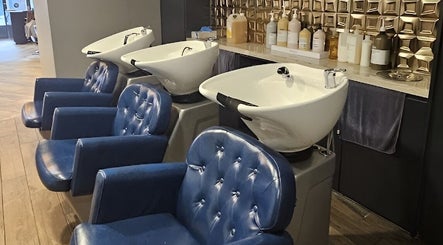 Gambar Sleek Hair Salon 2