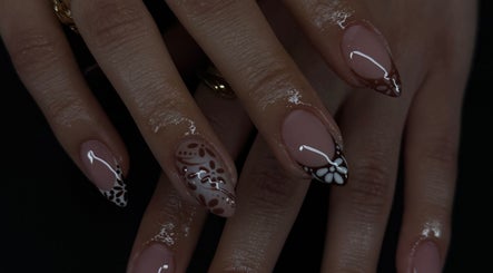 Sets By Sam imej 2