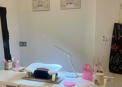 Elegant nail station setup at Nailsbymaddymae in Brighton And Hove, England, GB.
