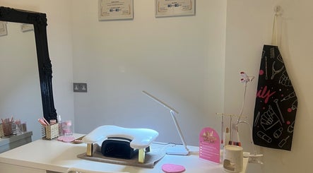 Elegant nail station setup at Nailsbymaddymae in Brighton And Hove, England, GB.