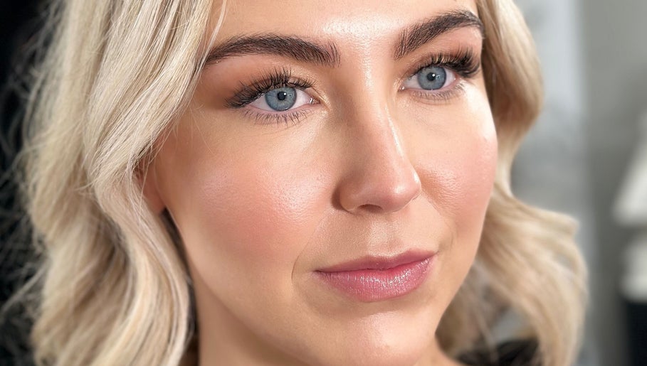 Makeup by Amanda Podmore – obraz 1