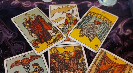 Guided by Gaia Tarot obrázek 3