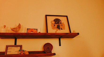 Holistic Healing with Alelie image 3
