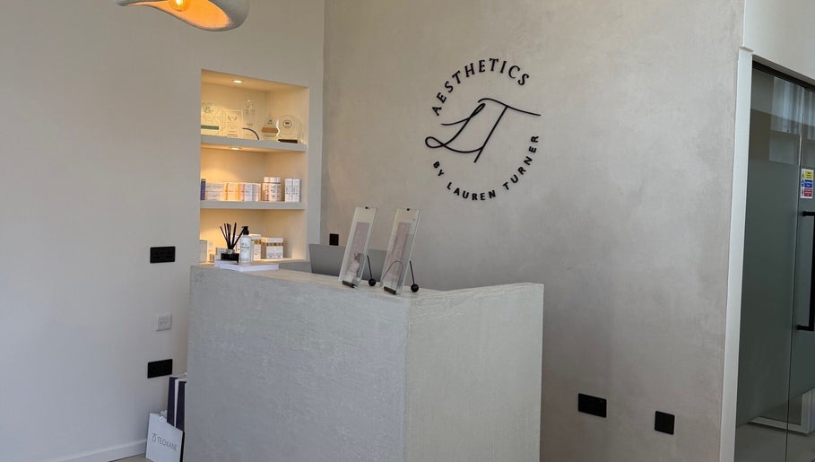 Aesthetics by Lauren Turner, Blackheath obrázek 1