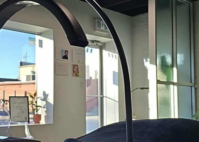 A tranquil interior of The Lash Co. in Windsor, Ontario, CA with natural light and modern decor.