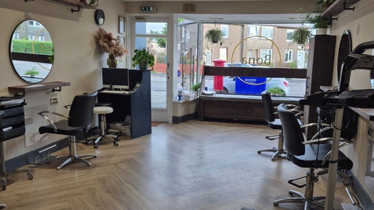 Hair by Brown @ Bona