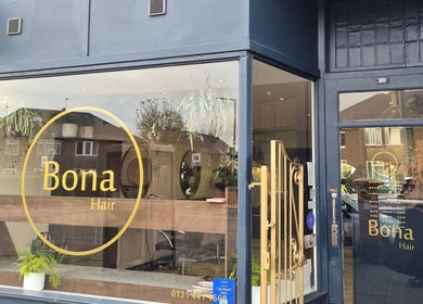 Exterior view of Hair by Brown @ Bona, Edinburgh, Scotland, GB, showcasing elegant salon entrance.