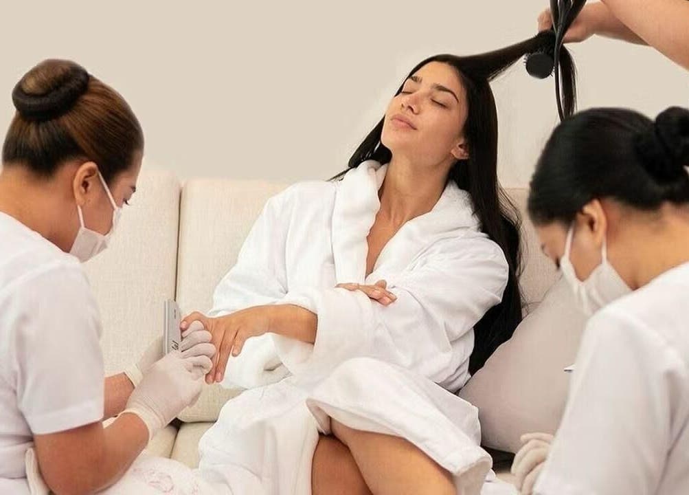 Relaxing spa treatment at Blo Out Beauty Bar - Home Service, Dubai, AE. Enjoy a serene beauty experience.