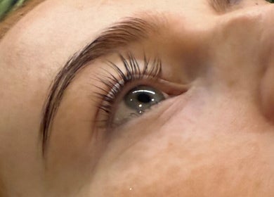 Close-up of expertly groomed eyelashes at Lushious Luxuries, Belfast, Northern Ireland, GB.