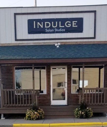 Indulge Salon Studios LLC, bild 2