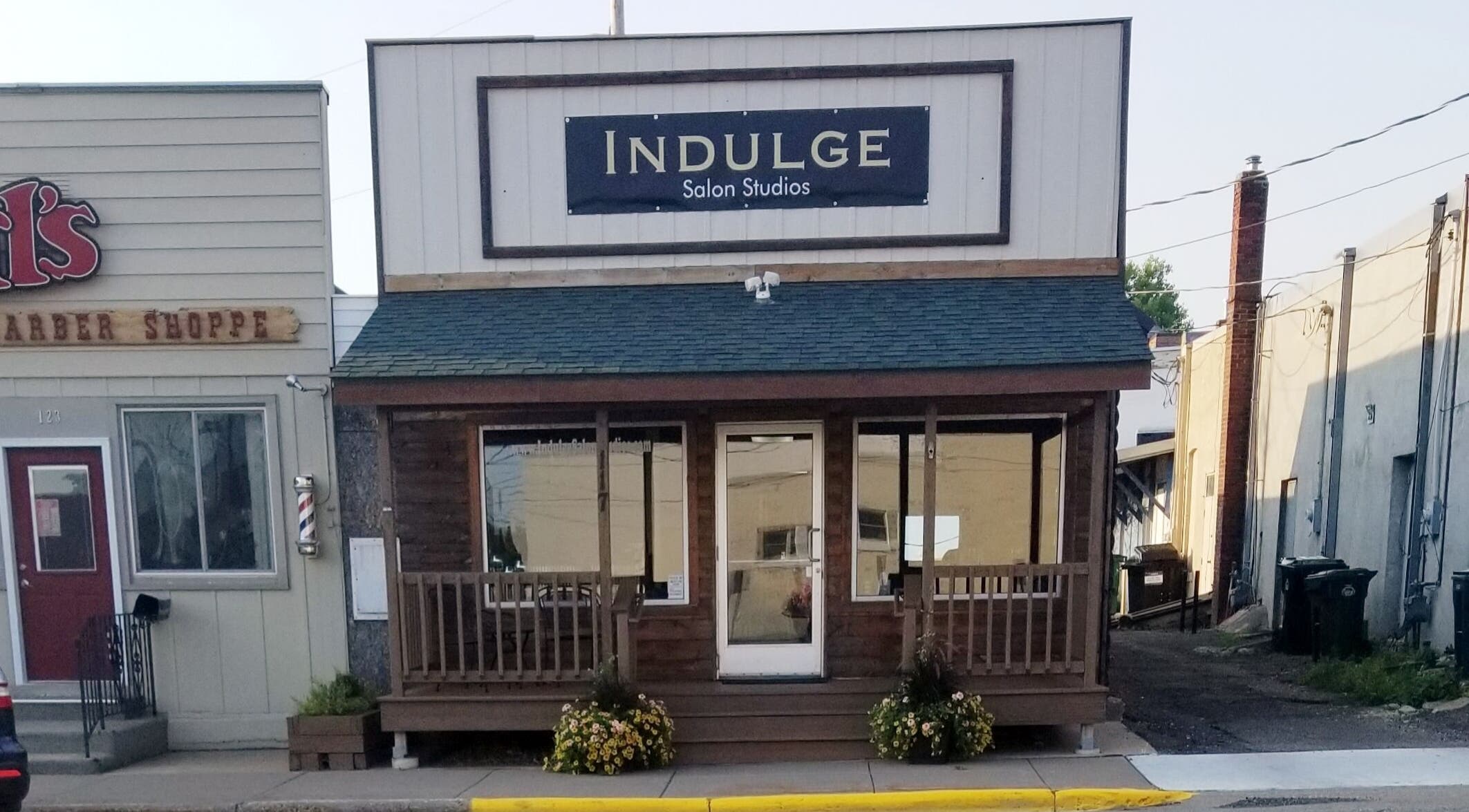 Front view of Indulge Salon Studios LLC in New Richmond, Wisconsin, US with welcoming exterior.