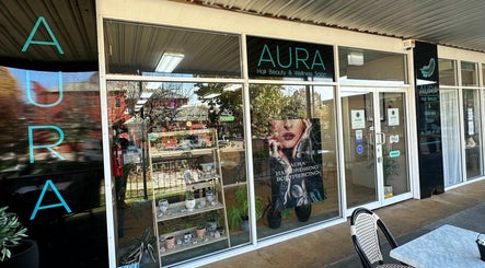 AURA Hair Beauty & Wellness image 3