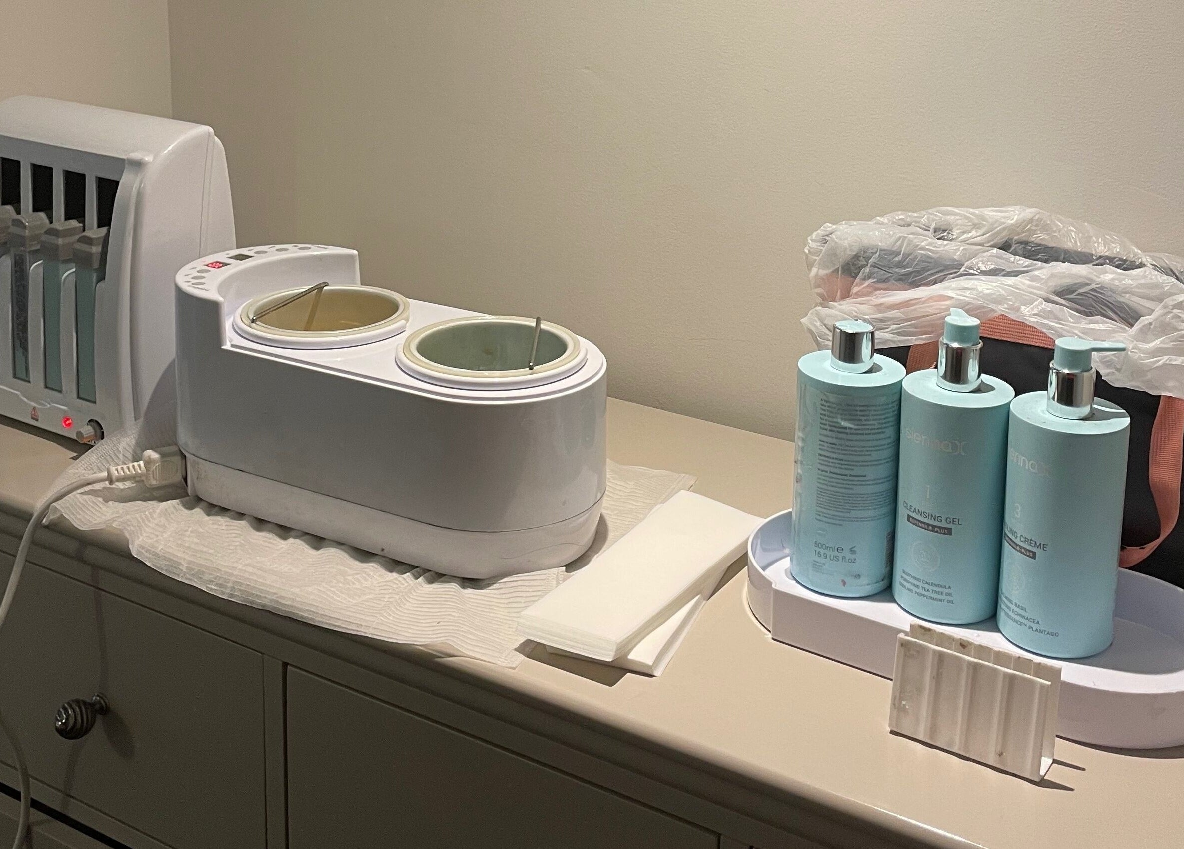 Beauty by Eme - Mobile Nails and Beauty Birmingham setup with nail products in Birmingham, England, GB.