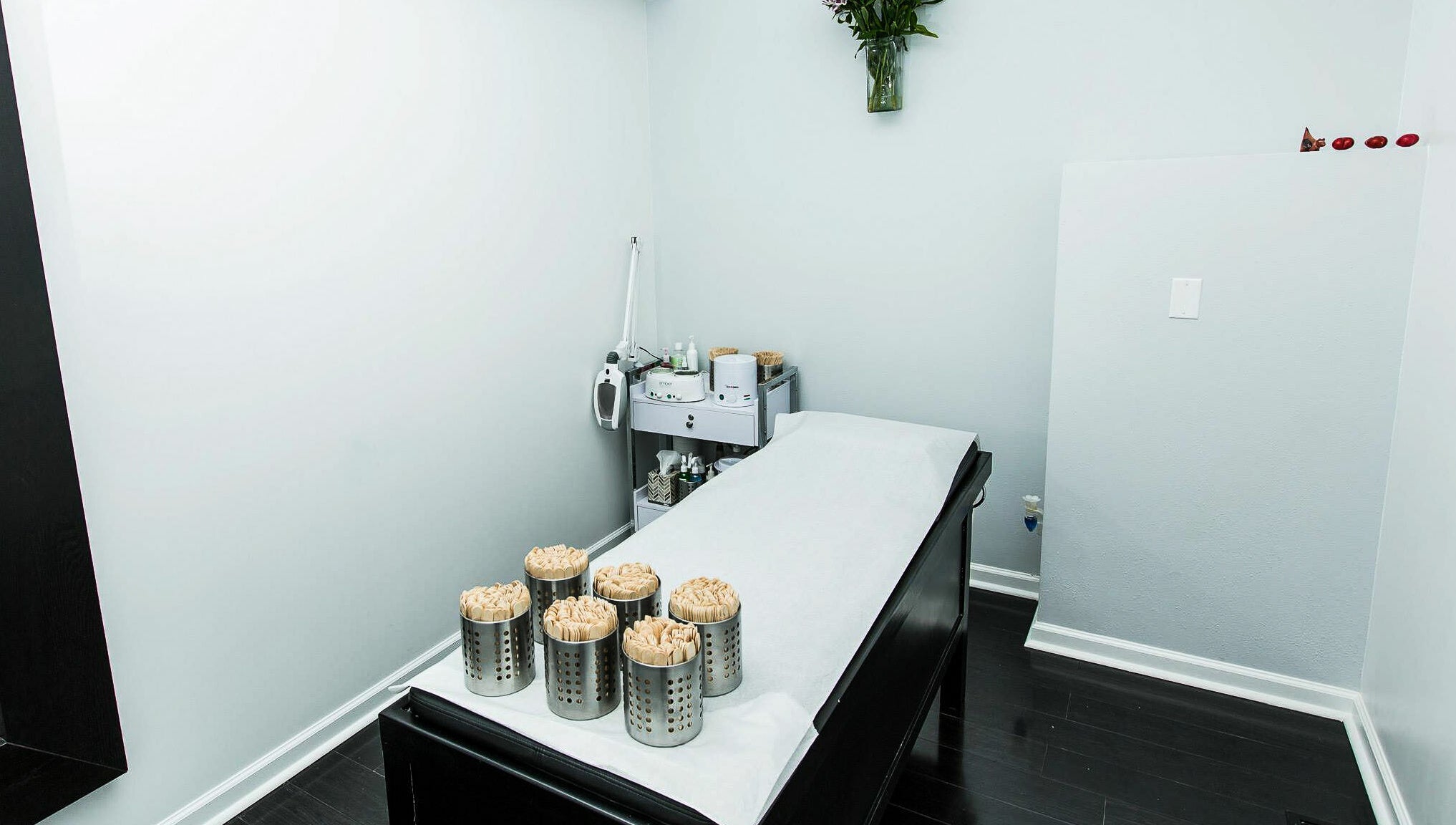Tranquil waxing room at Braziliant Body Waxing in Ridgefield, Connecticut, US, showcasing professional setup.