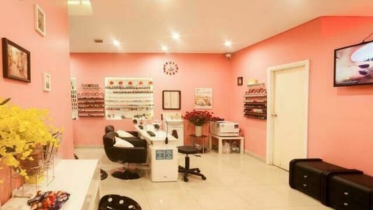 YF Beauty and Nails