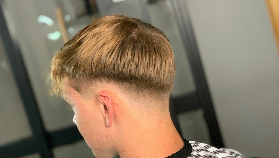 Nawaz The Barber, bilde 1