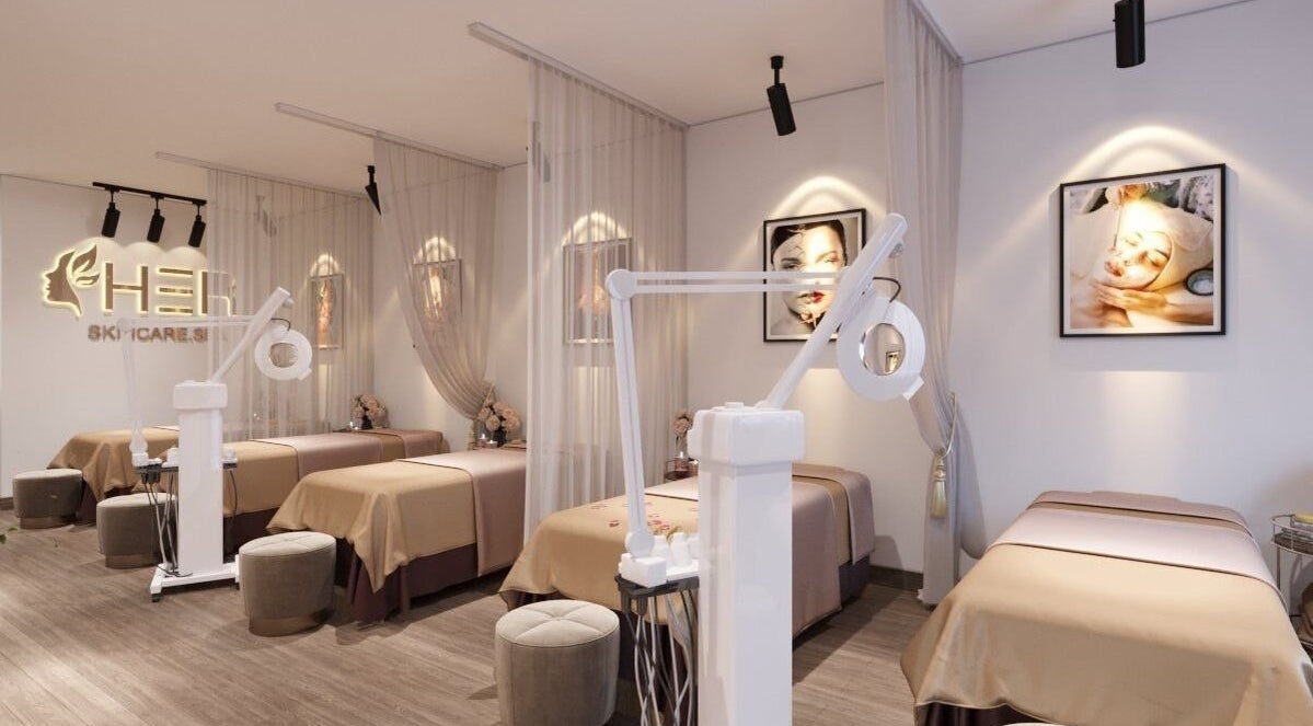 Elegant treatment room at Her Hải Phòng, featuring massage beds and ambient lighting in Hải Phòng, Hải Phòng, VN.