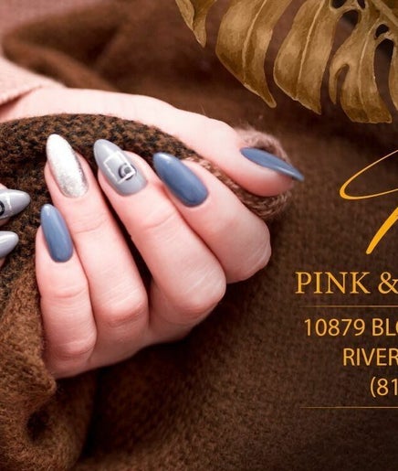 Imagen 2 de Pink and White Nails Serenity Spa