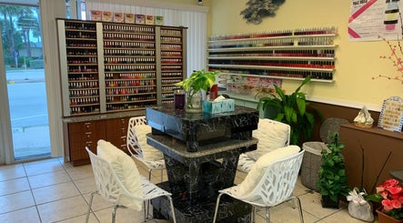 RR Nails and Spa LLC imaginea 2