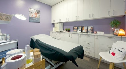 About Face Beauty & Anti Aging Salon